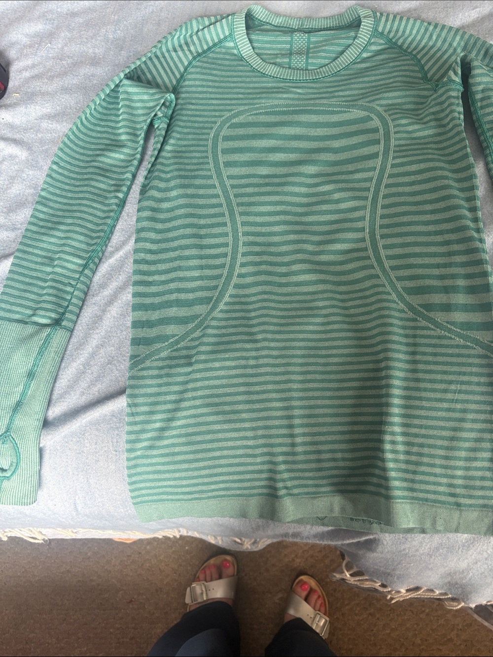 Lululemon women’s athletic shirt with long sleeve
